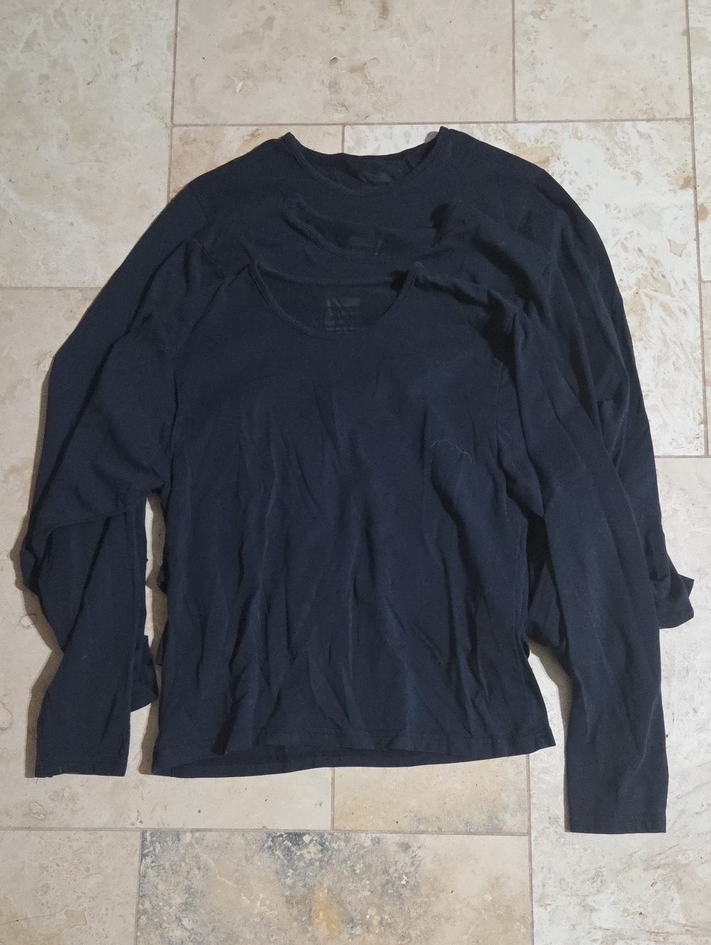 3Juniors Large Long Sleeve Athletic Top | Stretch Workout Shirt | 17” Pit to Pit